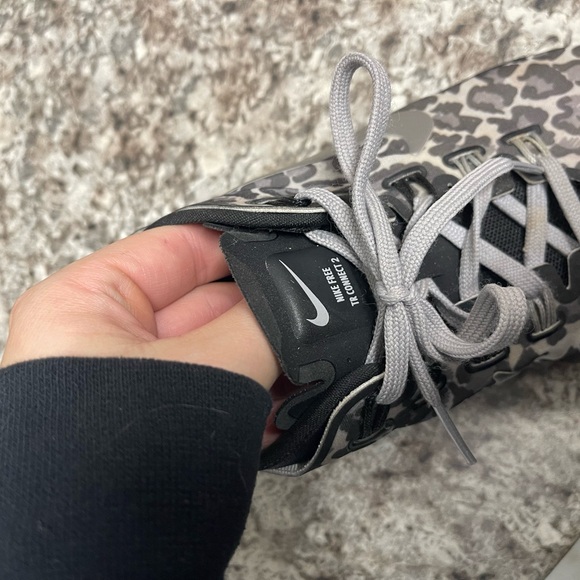 Black/Grey/White cheetah print Nikes- Free TR Connect 2 - Picture 5 of 9